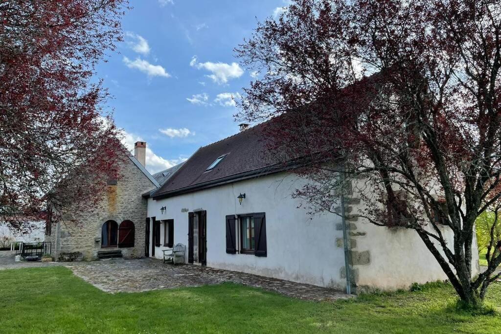 Gîte de la Fontaine salée Diancey Exterior foto